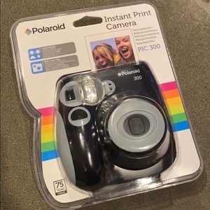 *SOLD*Polaroid Instant Print Camera PIC 300  *NWT*